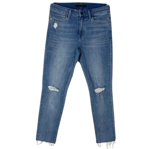 Nwot UNIQLO Jeans Women 28 Blue Skinny Tapered Mid Rise Stretchy Distressed